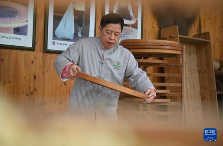 福州：茉莉花茶的传统窨制工艺揭秘